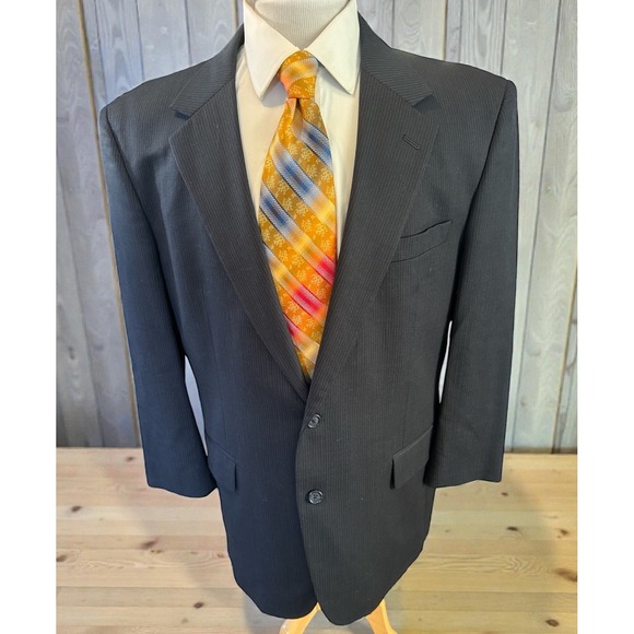Jos. A. Bank Other - JOS A BANK 100% Wool Navy Blue Pin Stripe Sport Coat Sz 44R Blazer Jacket